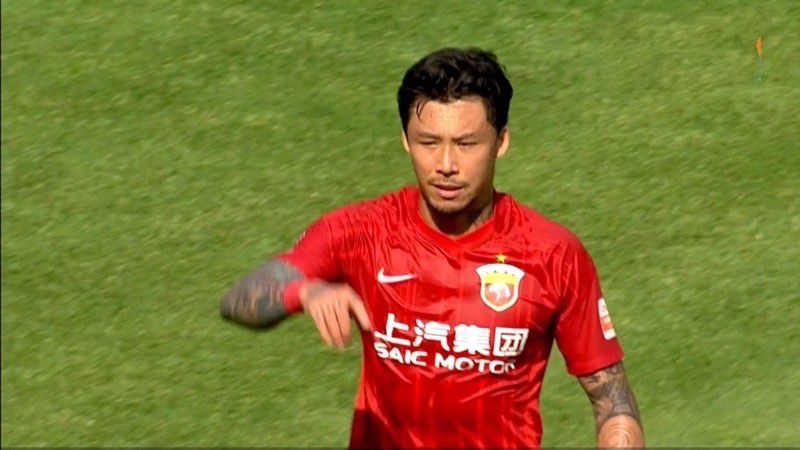 “波特来到了一家正在进行大规模转型的俱乐部，他们投入了很多，但他们对自己所做的事情毫无头绪，公平的来说，他们更像是在工作中学习，波特可能在想这些人都疯了。